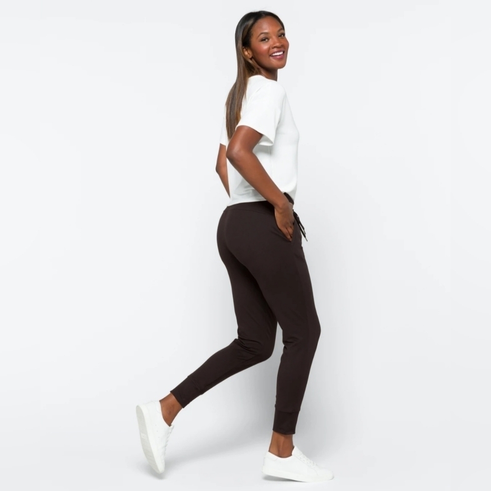 NWOT | Gaiam | Women's Zuri Knit Jogger Leggings | Color: Black | Size: Medium - Picture 3 of 12